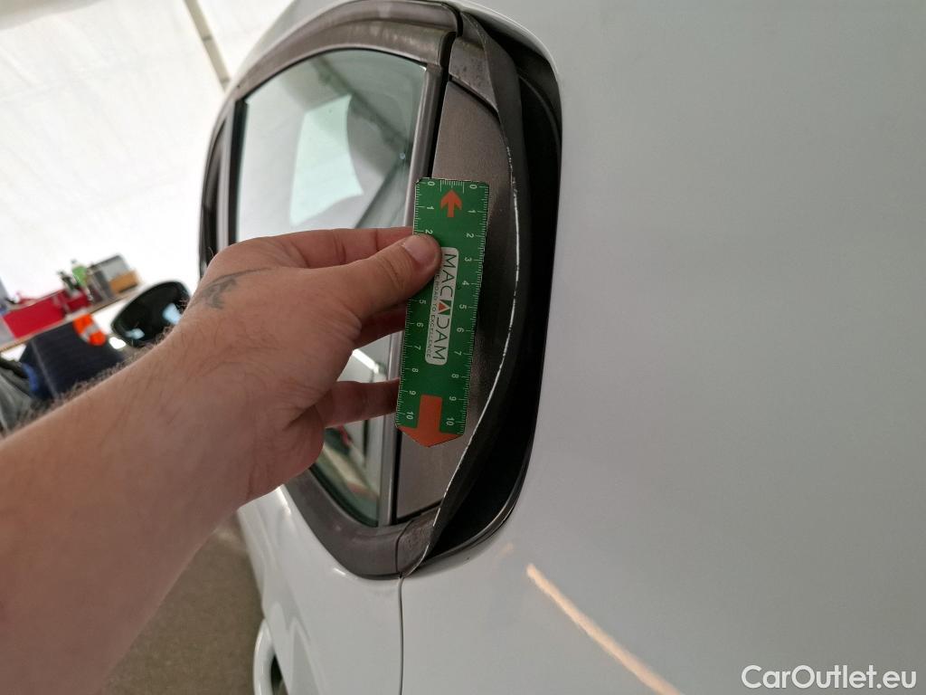  Citroen  C3  Feel 1.6 BlueHDi 75CV BVM5 E6 #40