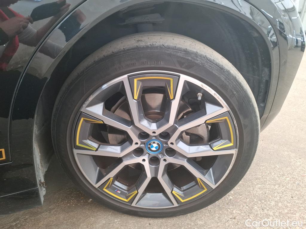  Bmw  X2 BMW  / 2017 / 5P / SUV xDrive25e Goldplay Edition BVA6 #28