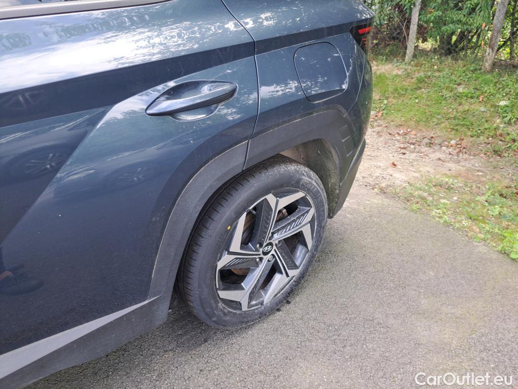  Land Rover  Discovery HYUNDAI Tucson / 2020 / 5P / SUV 1.6 PHEV 265 HTRAC EXECUTIVE 4WD AUTO #19