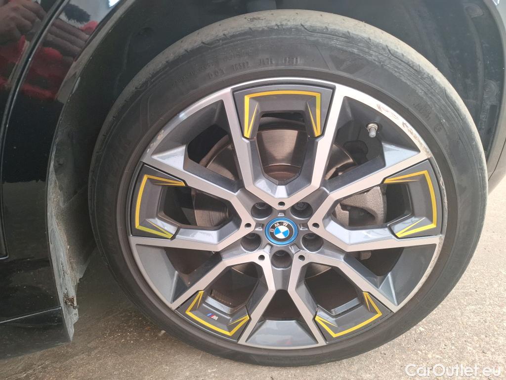  Bmw  X2 BMW  / 2017 / 5P / SUV xDrive25e Goldplay Edition BVA6 #29