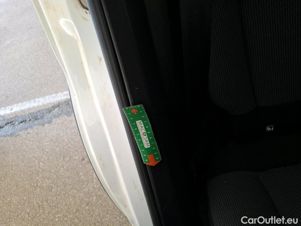  Citroen  C3  Feel 1.6 BlueHDi 75CV BVM5 E6 #19