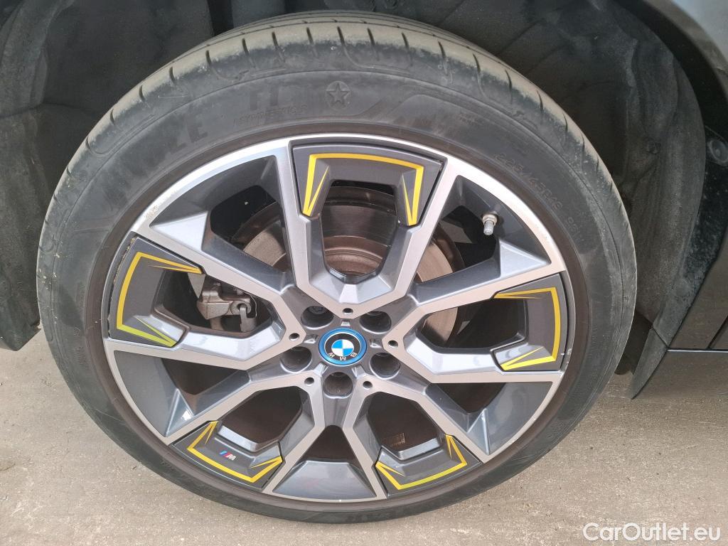  Bmw  X2 BMW  / 2017 / 5P / SUV xDrive25e Goldplay Edition BVA6 #18