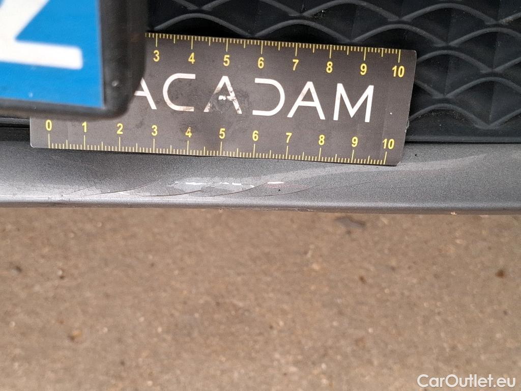 Mercedes  A-Klasse MERCEDES-BENZ Classe A Compact / 2018 / 5P / Berline A 180 d Business Line 8G-DCT #17