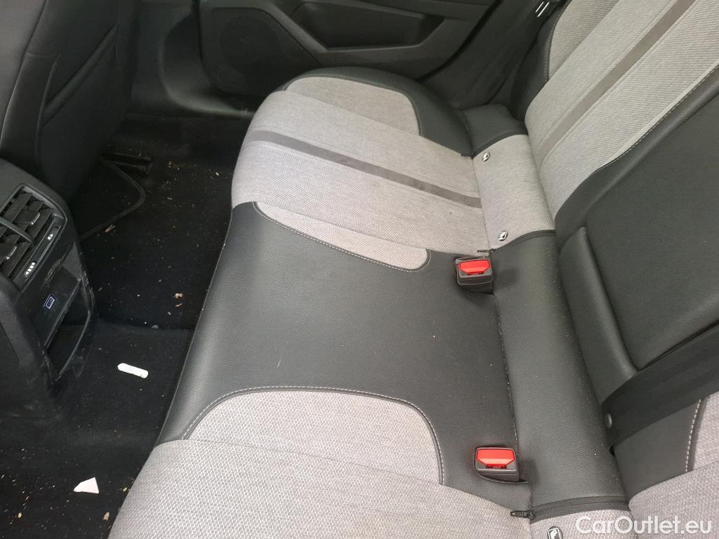  Opel  Astra  Berline 5-pt. Business Elegance 1.5 130CV BVA8 6E #121