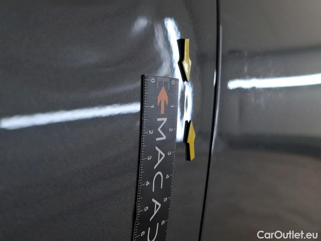  Mercedes  A-Klasse MERCEDES-BENZ Classe A Compact / 2018 / 5P / Berline A 180 d Business Line 8G-DCT #29
