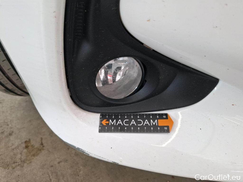  Toyota  Yaris TOYOTA  Hybride / 2019 / 5P / Berline Hybride 116h Dynamic Business Beyond Zer #23
