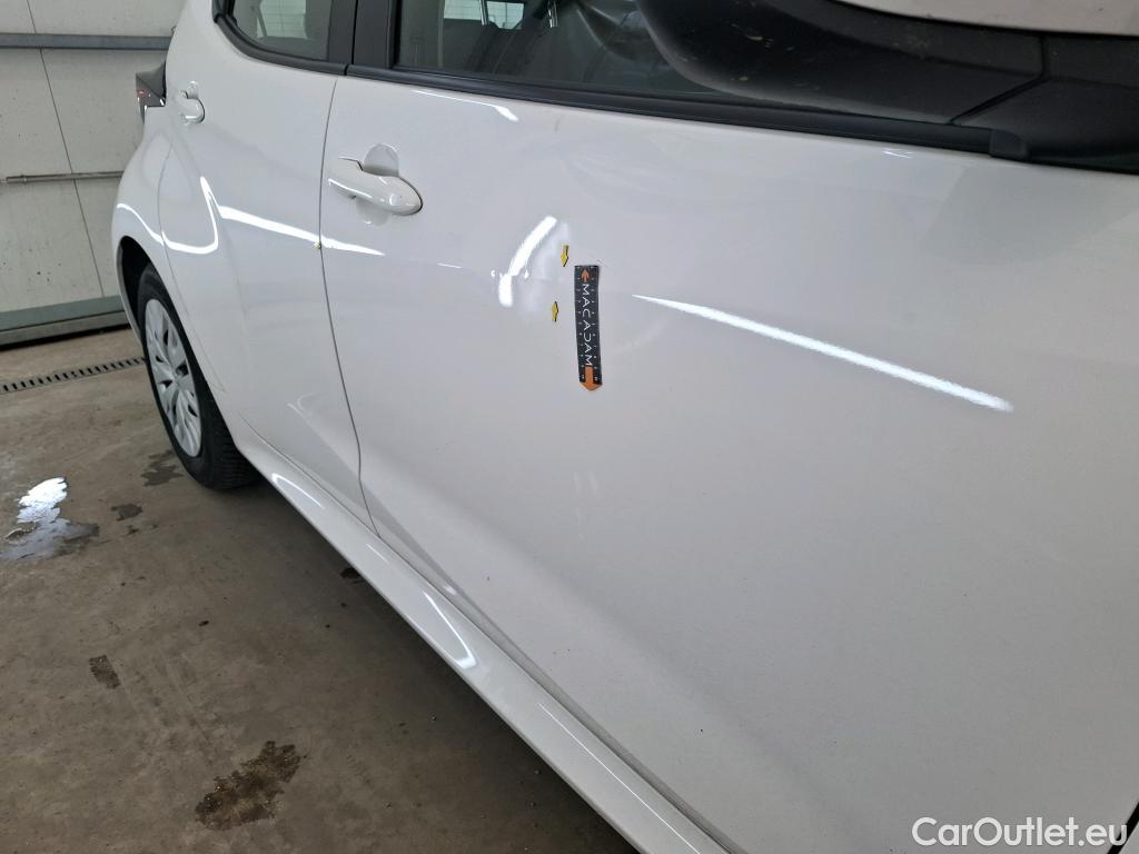  Toyota  Yaris TOYOTA  Hybride / 2019 / 5P / Berline Hybride 116h Dynamic Business Beyond Zer #14