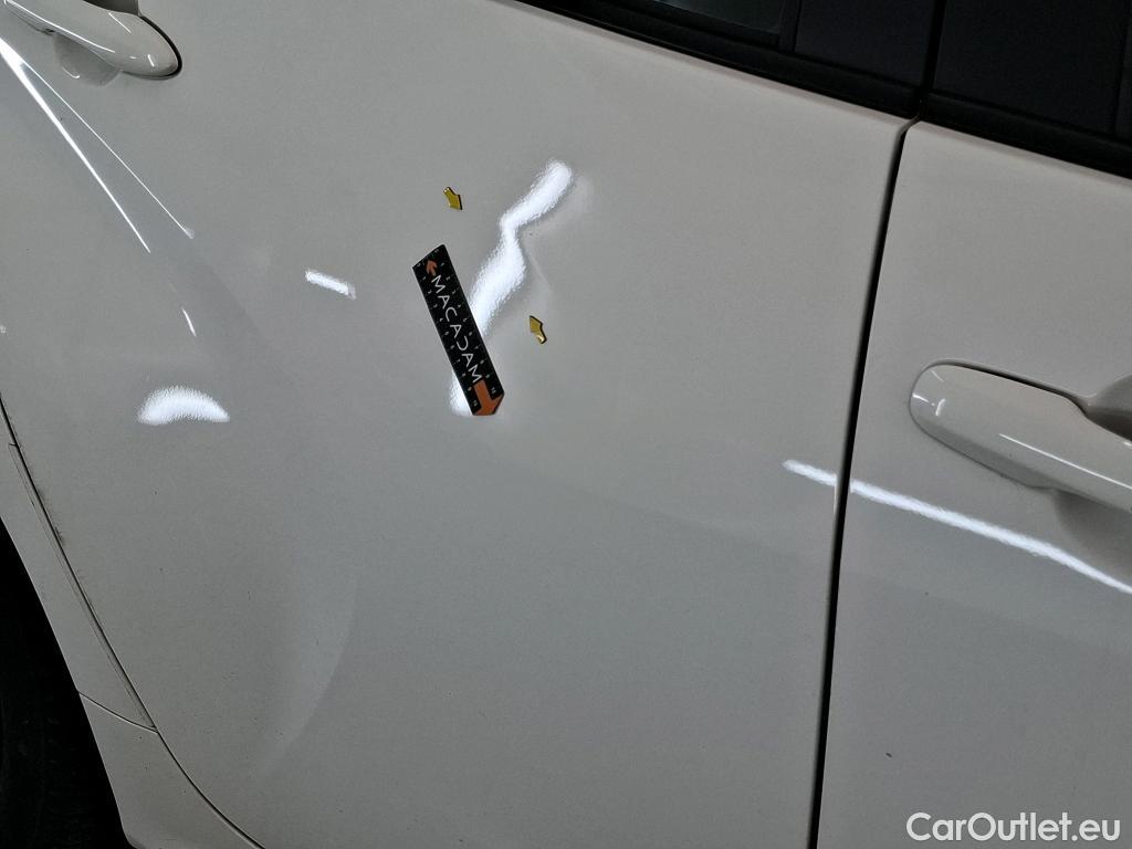  Toyota  Yaris TOYOTA  Hybride / 2019 / 5P / Berline Hybride 116h Dynamic Business Beyond Zer #13