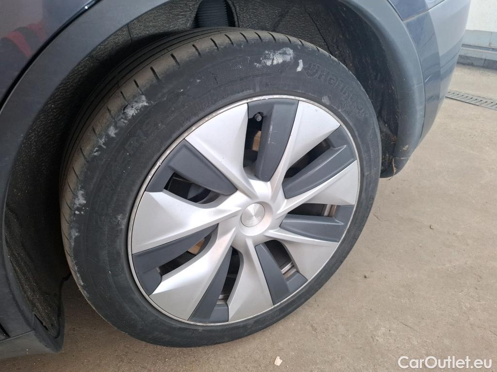  Tesla  Model Y TESLA  / 2021 / 5P / SUV RWD #38