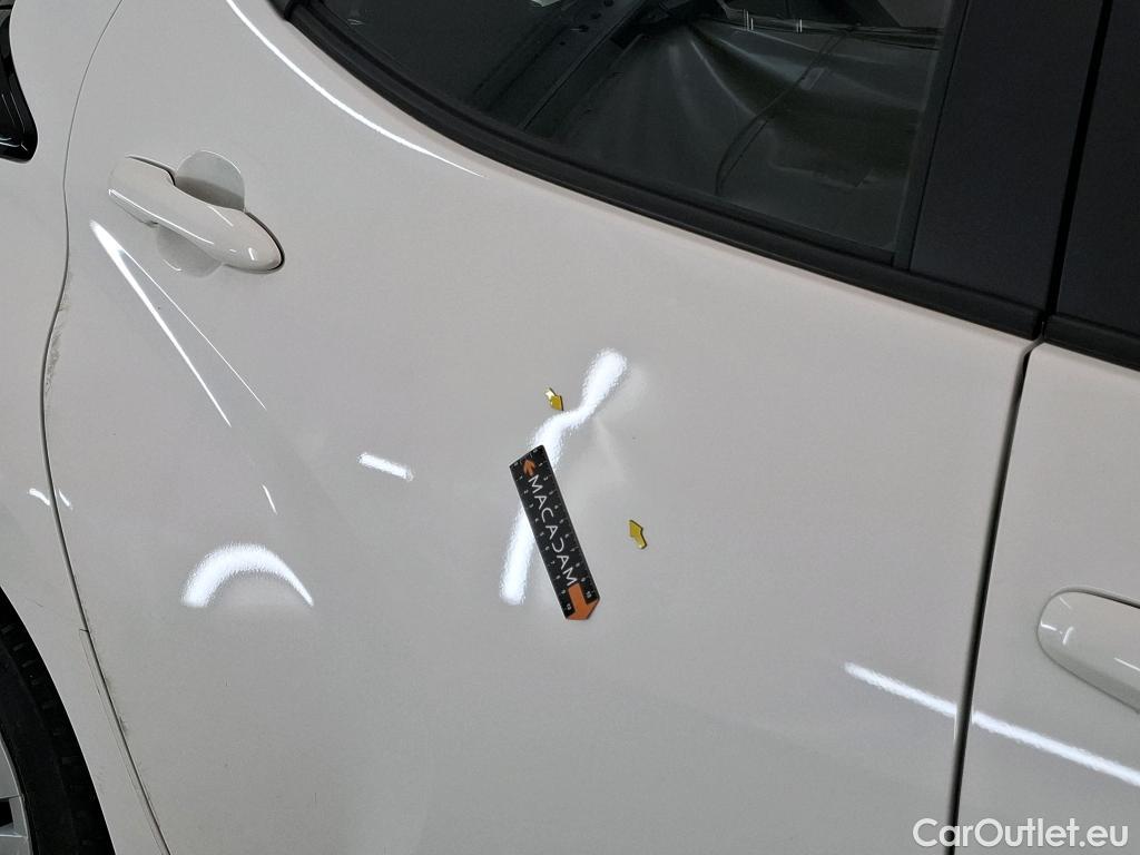  Toyota  Yaris TOYOTA  Hybride / 2019 / 5P / Berline Hybride 116h Dynamic Business Beyond Zer #12
