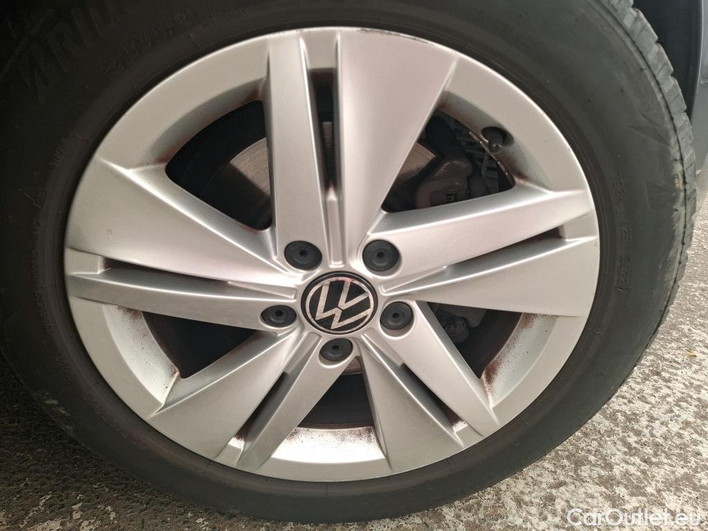  Volkswagen  Golf  VOLKSWAGEN / 2020 / 5P / Berline 2.0 TDI SCR 115 BVM6 Life Busi 1st #7
