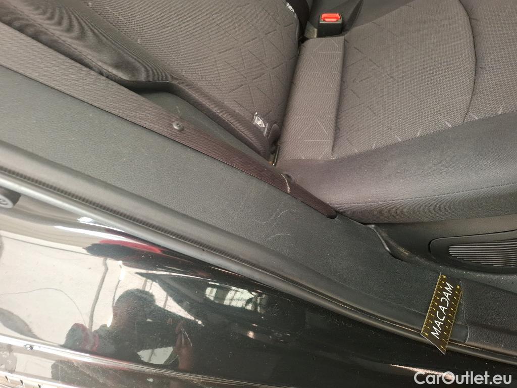  Toyota  RAV4 TOYOTA  Hybride 2018 5P SUV Hybride 2WD 218ch Dynamic #3