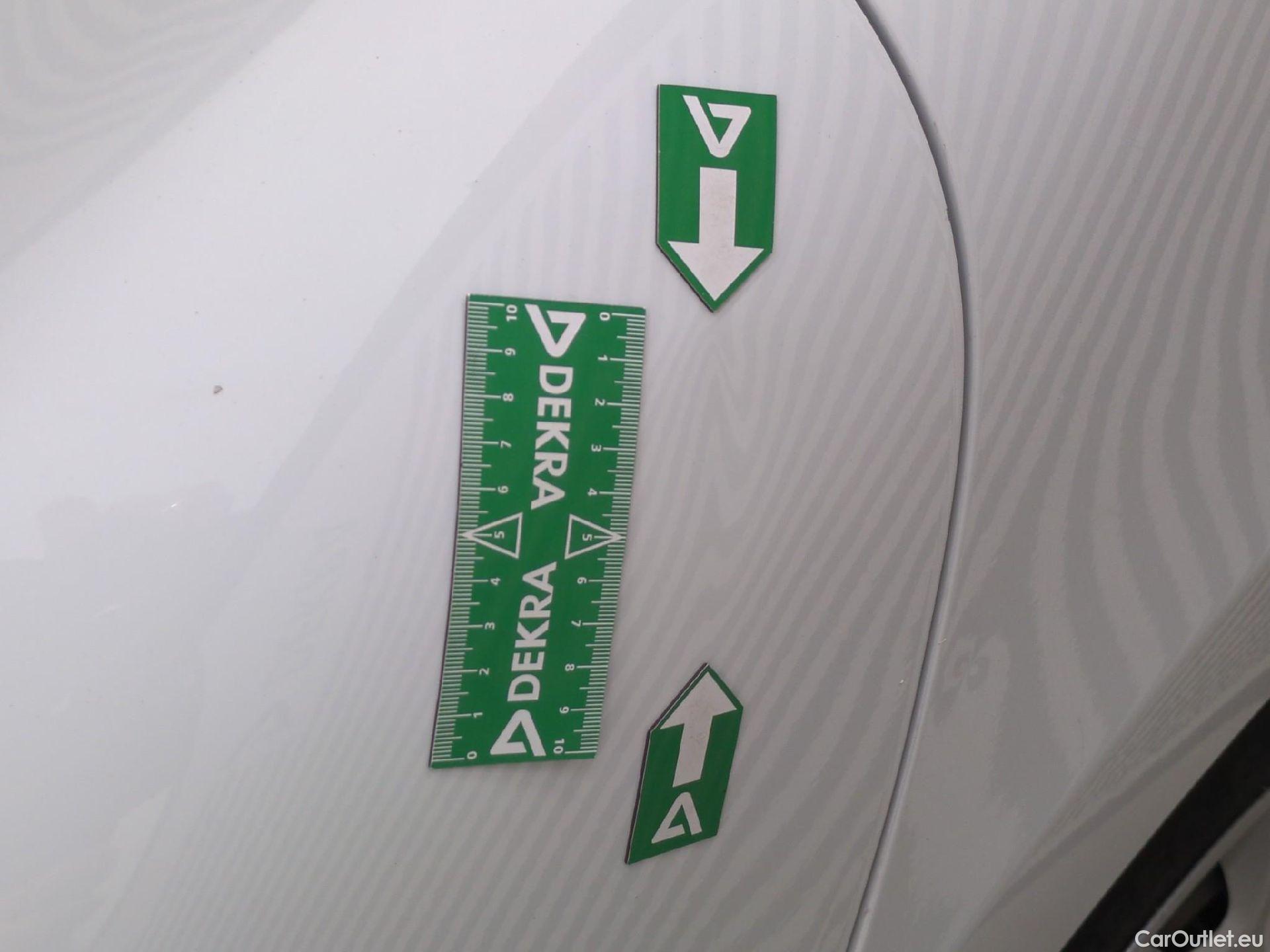  Renault  Clio  IV Air 0.9 TCe 75CV BVM5 E6 #46