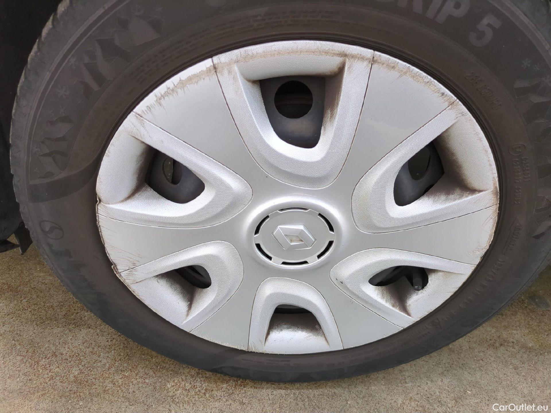  Renault  Clio  IV Air 0.9 TCe 75CV BVM5 E6 #14