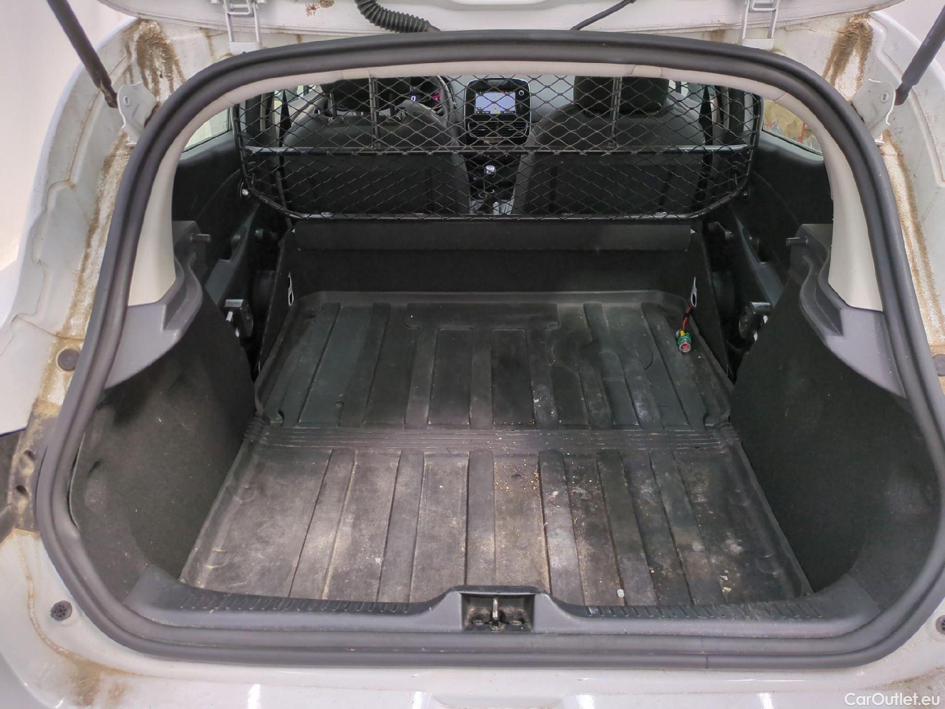  Renault  Clio  IV Air 0.9 TCe 75CV BVM5 E6 #9