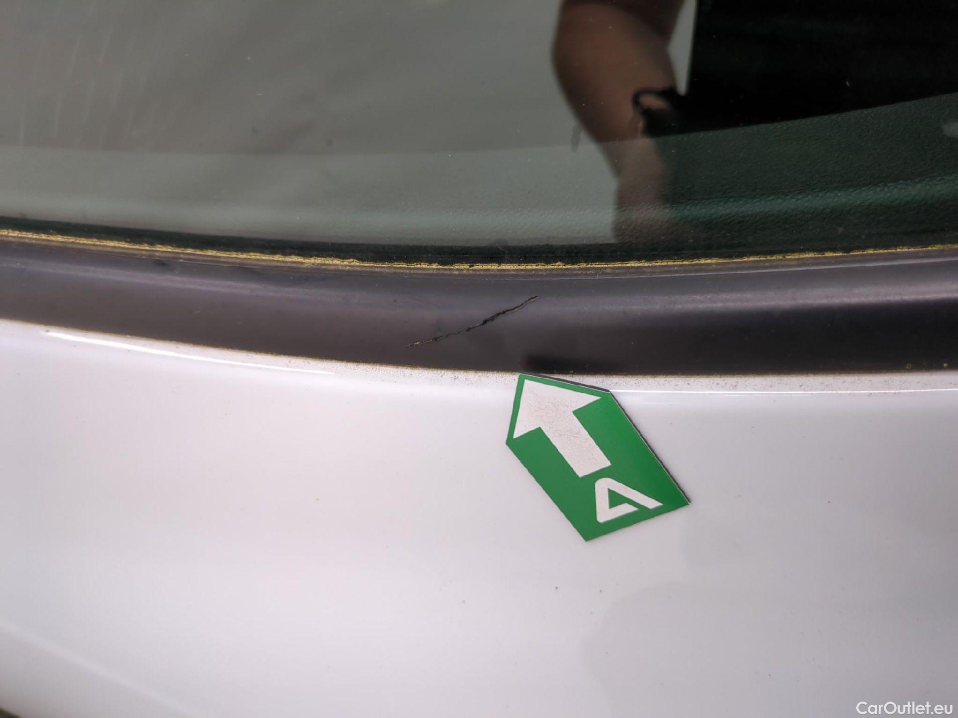  Renault  Clio  IV Air 0.9 TCe 75CV BVM5 E6 #62