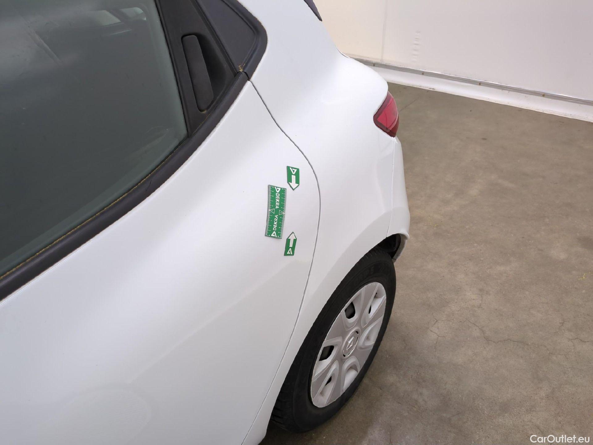  Renault  Clio  IV Air 0.9 TCe 75CV BVM5 E6 #45