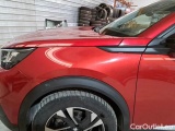  Peugeot  2008 PEUGEOT  / 2019 / 5P / CROSSOVER BLUEHDI 130 EAT8 ALLURE S/S AUT. #81