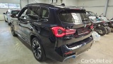 iX3