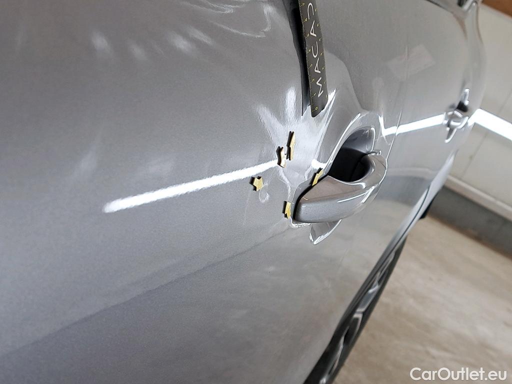  Citroen  C3 CITROEN  Aircross / 2021 / 5P / SUV PureTech 130 S&S EAT6 Shine #4