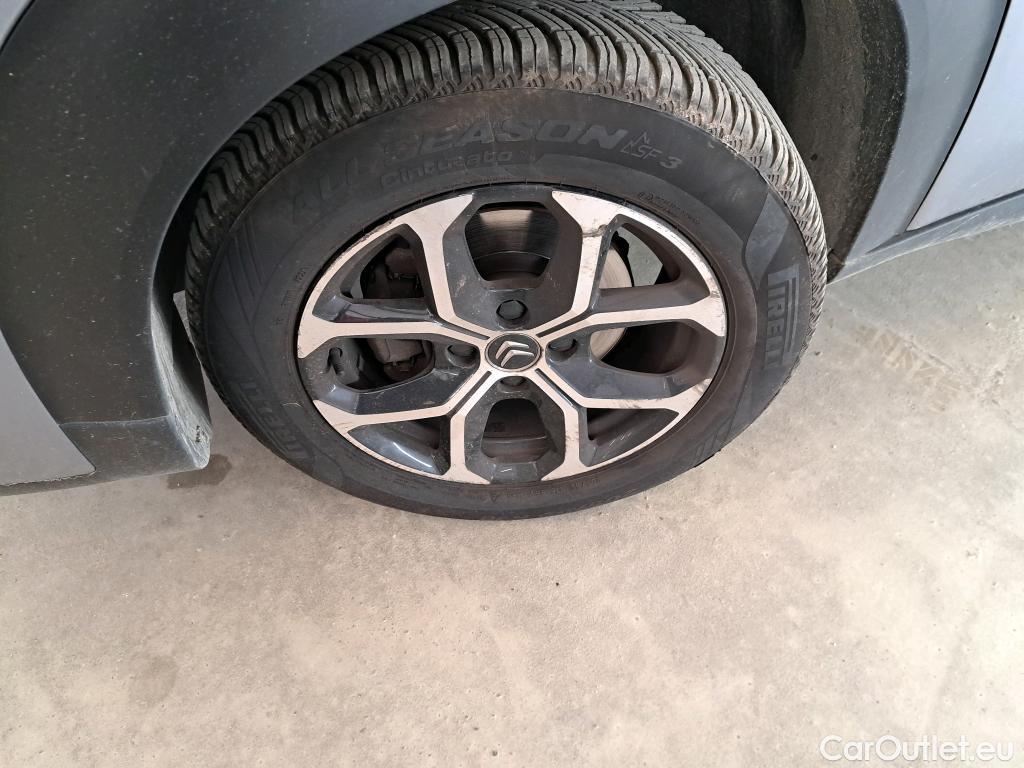  Citroen  C3 CITROEN  Aircross / 2021 / 5P / SUV PureTech 130 S&S EAT6 Shine #27