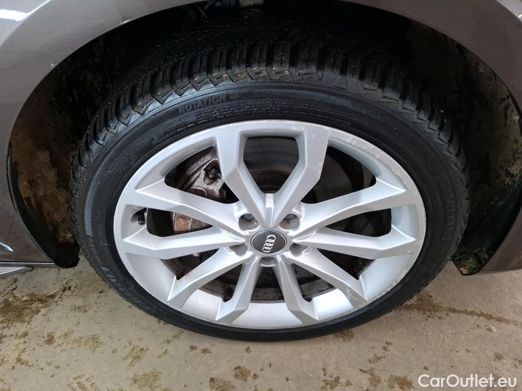  Audi  A4  Berline 40 TDI Design Luxe 2.0 TDI 190CV BVA7 E6 #52