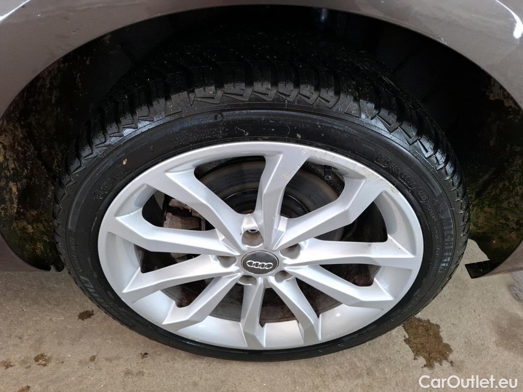  Audi  A4  Berline 40 TDI Design Luxe 2.0 TDI 190CV BVA7 E6 #40