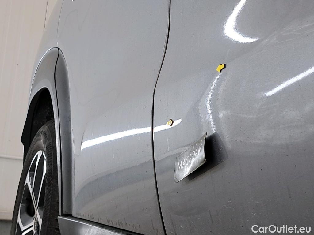  Citroen  C3 CITROEN  Aircross / 2021 / 5P / SUV PureTech 130 S&S EAT6 Shine #9