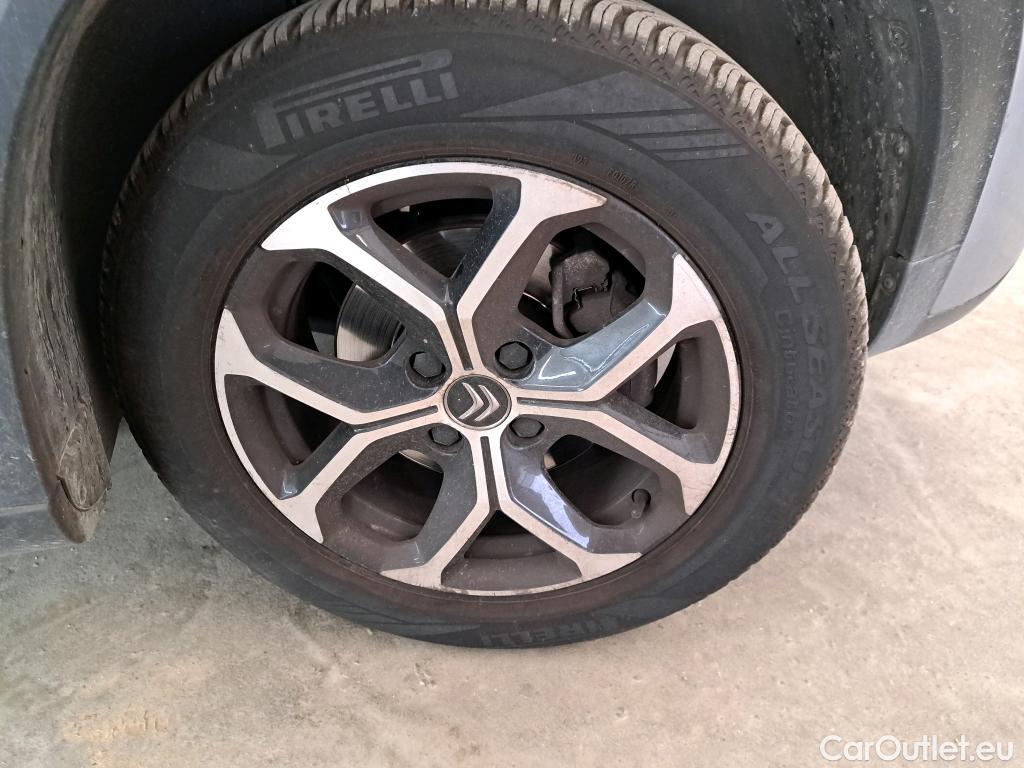  Citroen  C3 CITROEN  Aircross / 2021 / 5P / SUV PureTech 130 S&S EAT6 Shine #33
