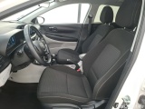  Hyundai  i20  Intuitive 1.2 85CV BVM5 E6d #8