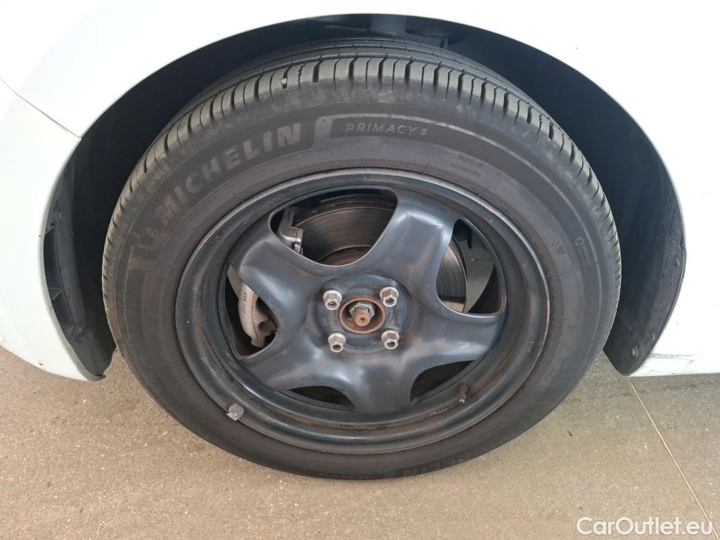  Renault  Clio  V Business 1.6 E-TECH Hybrid 140CV BVA6 E6d #45