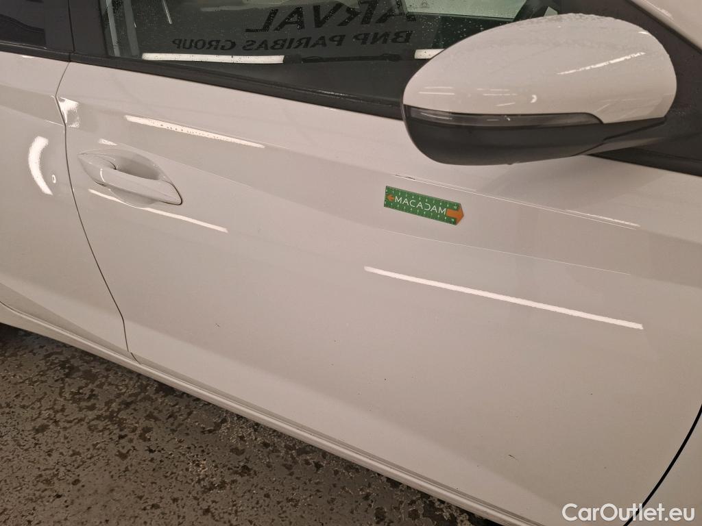  Hyundai  i20  Intuitive 1.2 85CV BVM5 E6d #7