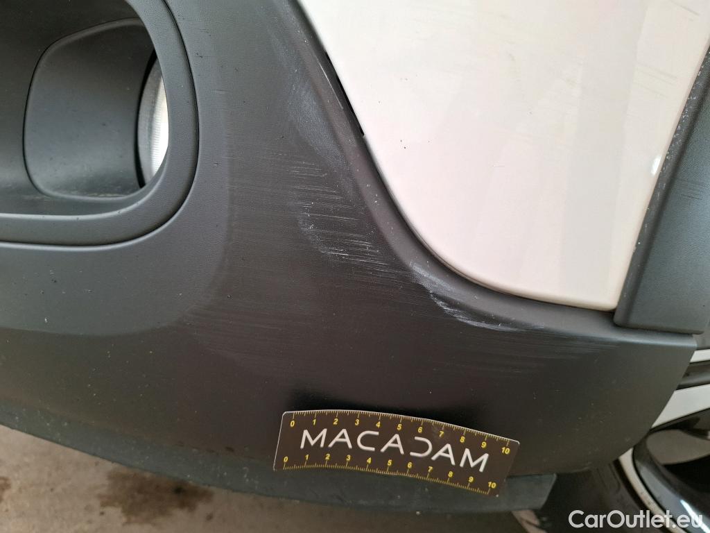  Citroen  C3 CITROEN  / 2016 / 5P / Berline PureTech 110 S&S BVM6 Shine Business #31