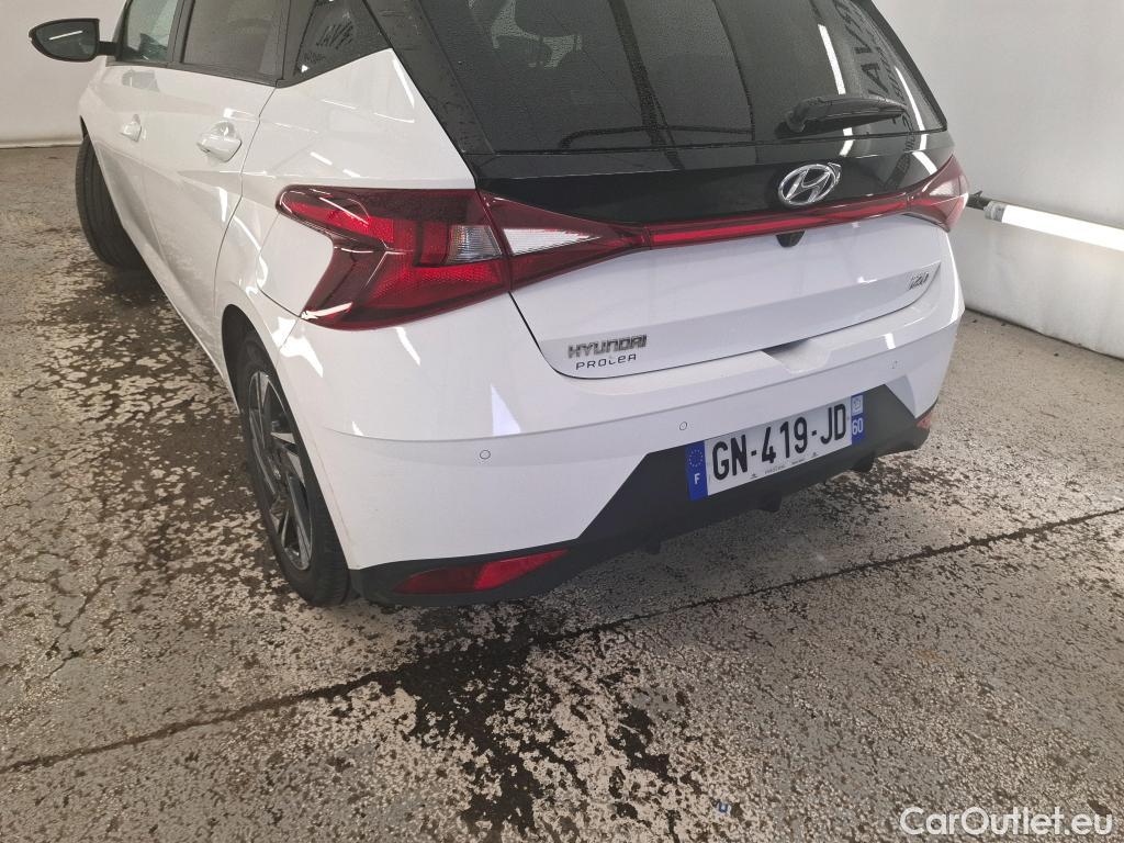  Hyundai  i20  Intuitive 1.2 85CV BVM5 E6d #9