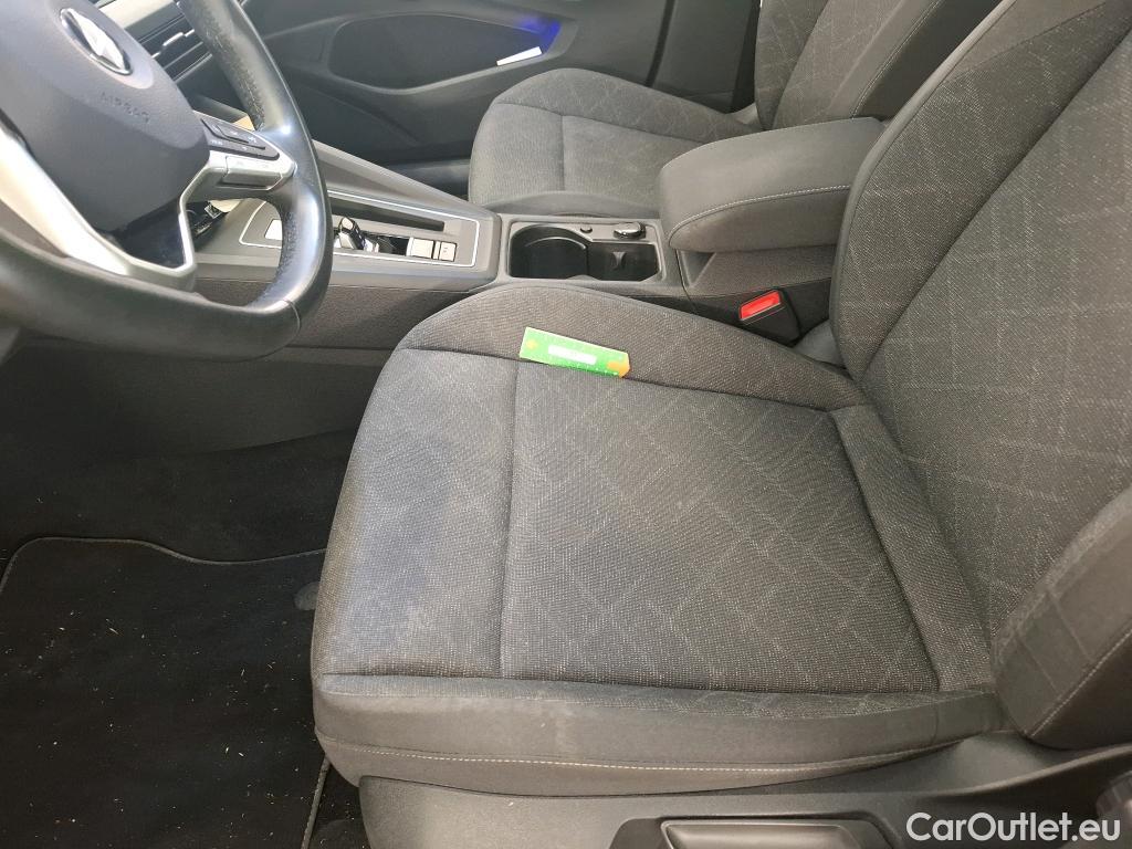  Volkswagen  Golf  VOLKSWAGEN / 2020 / 5P / Berline 2.0 TDI SCR 115 DSG7 Life Busi #9