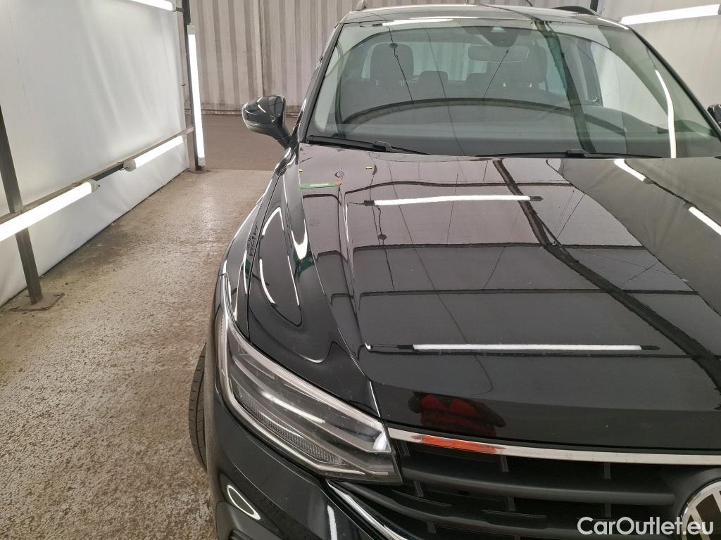  Volkswagen  Tiguan VOLKSWAGEN  / 2020 / 5P / SUV 2.0 TDI 150 DSG7 Life Business #1