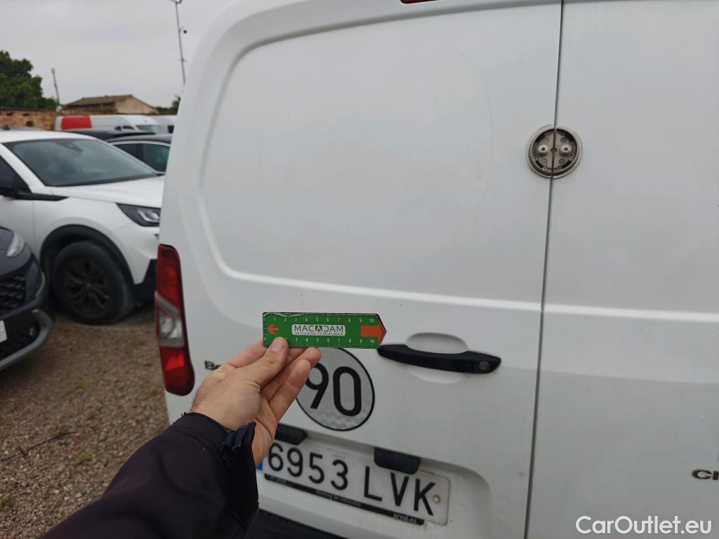  Citroen  Berlingo CITROEN  / 2018 / 4P / furgón derivado de turismo Talla M BlueHDi 100 CLUB #10