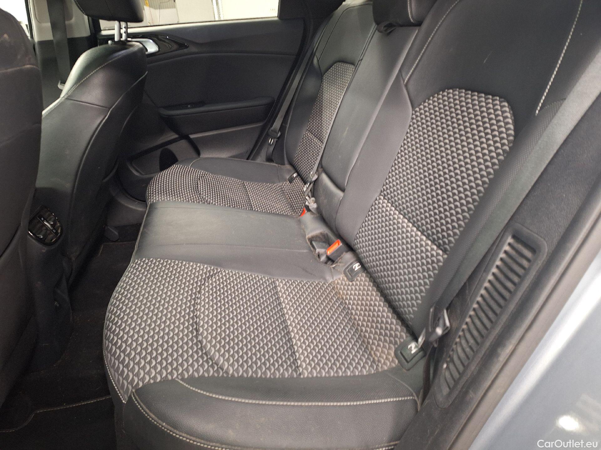  KIA  Cee'd Kia, Ceed SW FL'21 PHEV, KIA  Sportswagon Business Line 1.6 GDi PHEV D #8