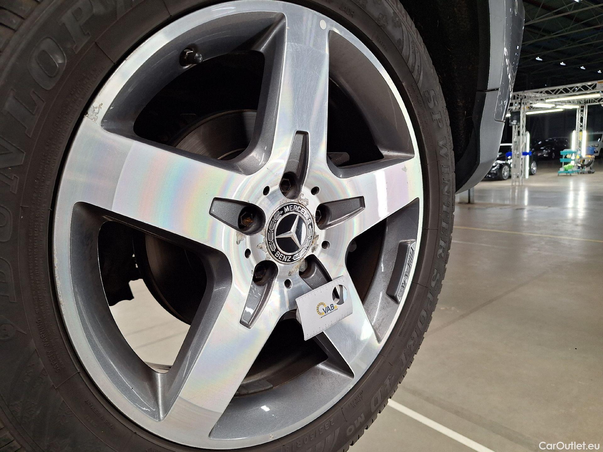 Mercedes  GLA Mercedes,  FL'17, Mercedes-Benz   200 5d #61