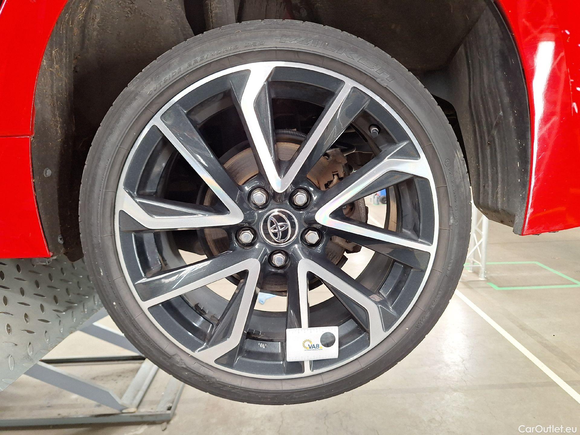  Toyota  Corolla Toyota,  TS '19, Toyota  Touring Sports 1.8 Hybrid Premium e #38