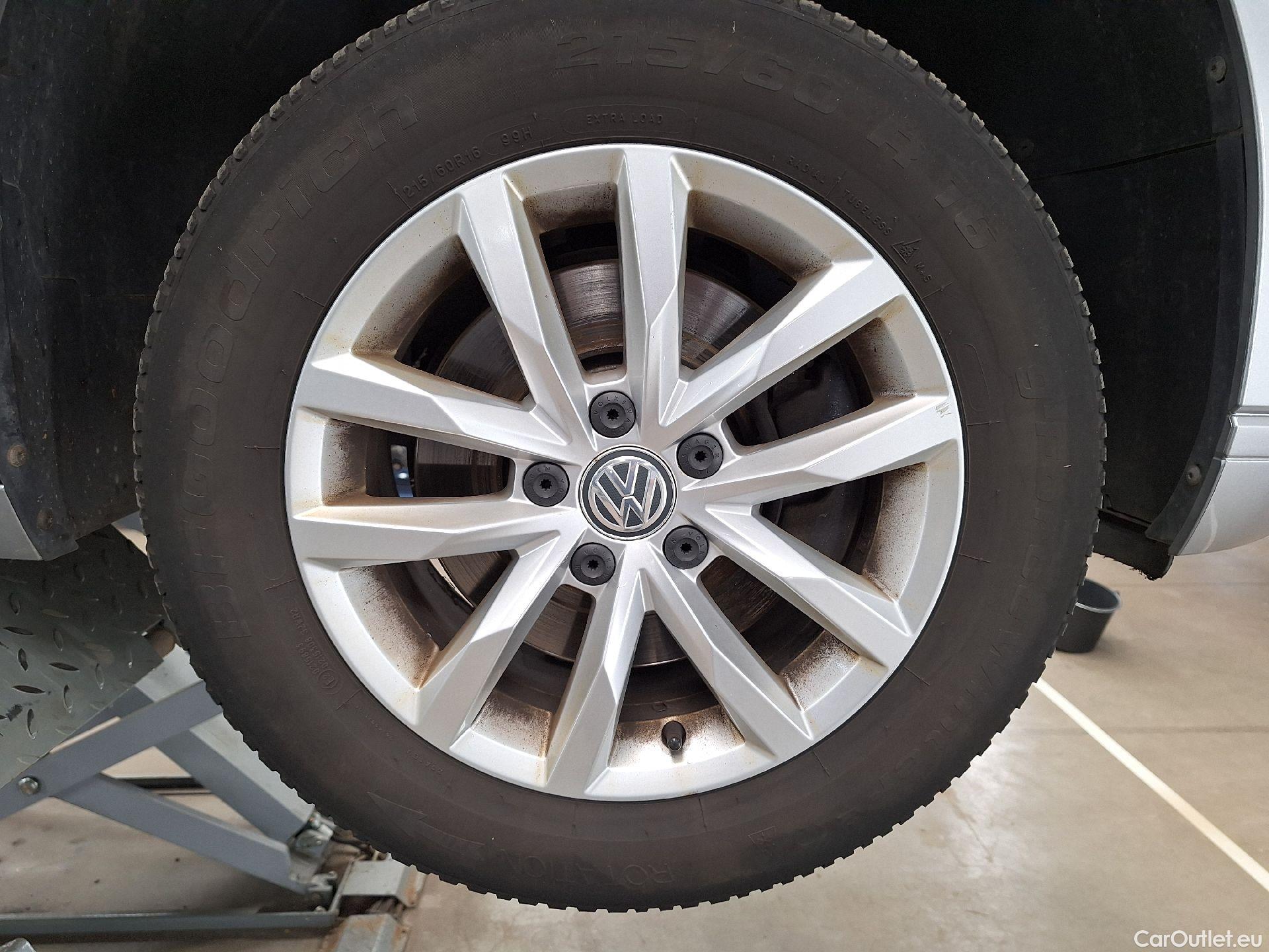  Volkswagen  Passat VW,  Variant '14, Volkswagen  Variant 1.6 TDI Comfortline Busi #18