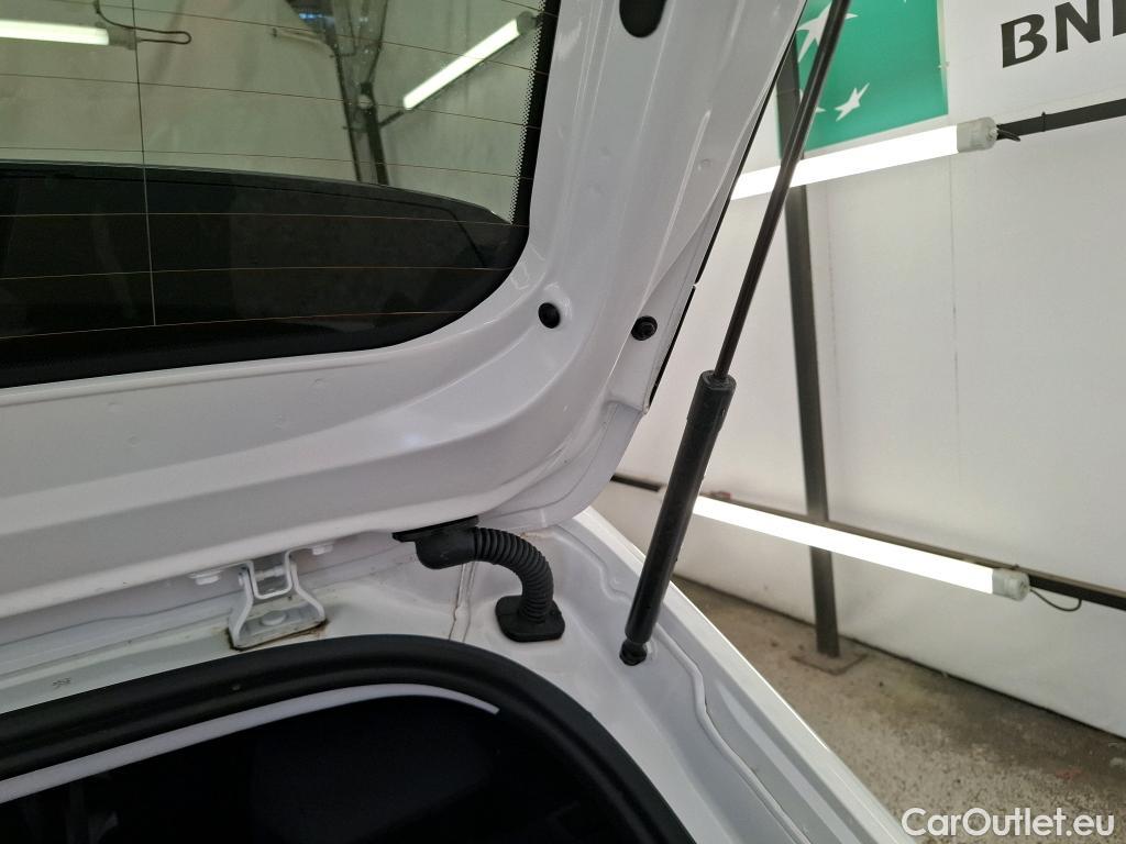  Peugeot  208  Style 1.2 PureTech 75CV BVM5 E6d #8