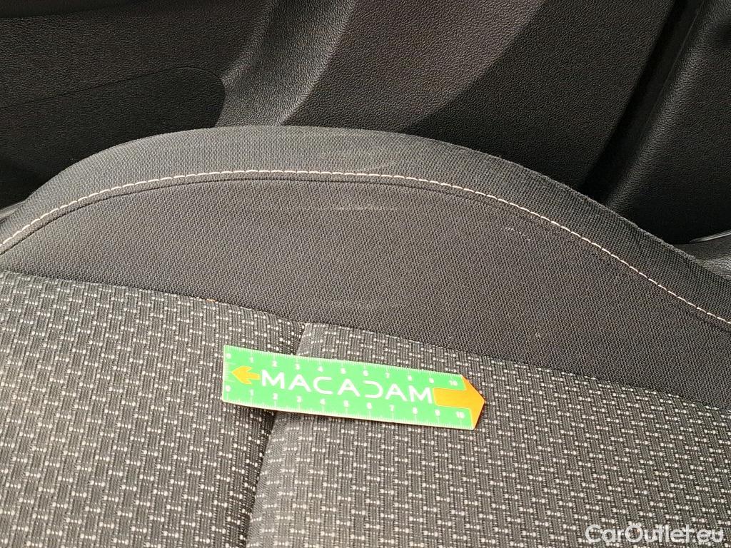  Renault  Kadjar RENAULT  / 2018 / 5P / Crossover Evolution dCi 115 EDC #23