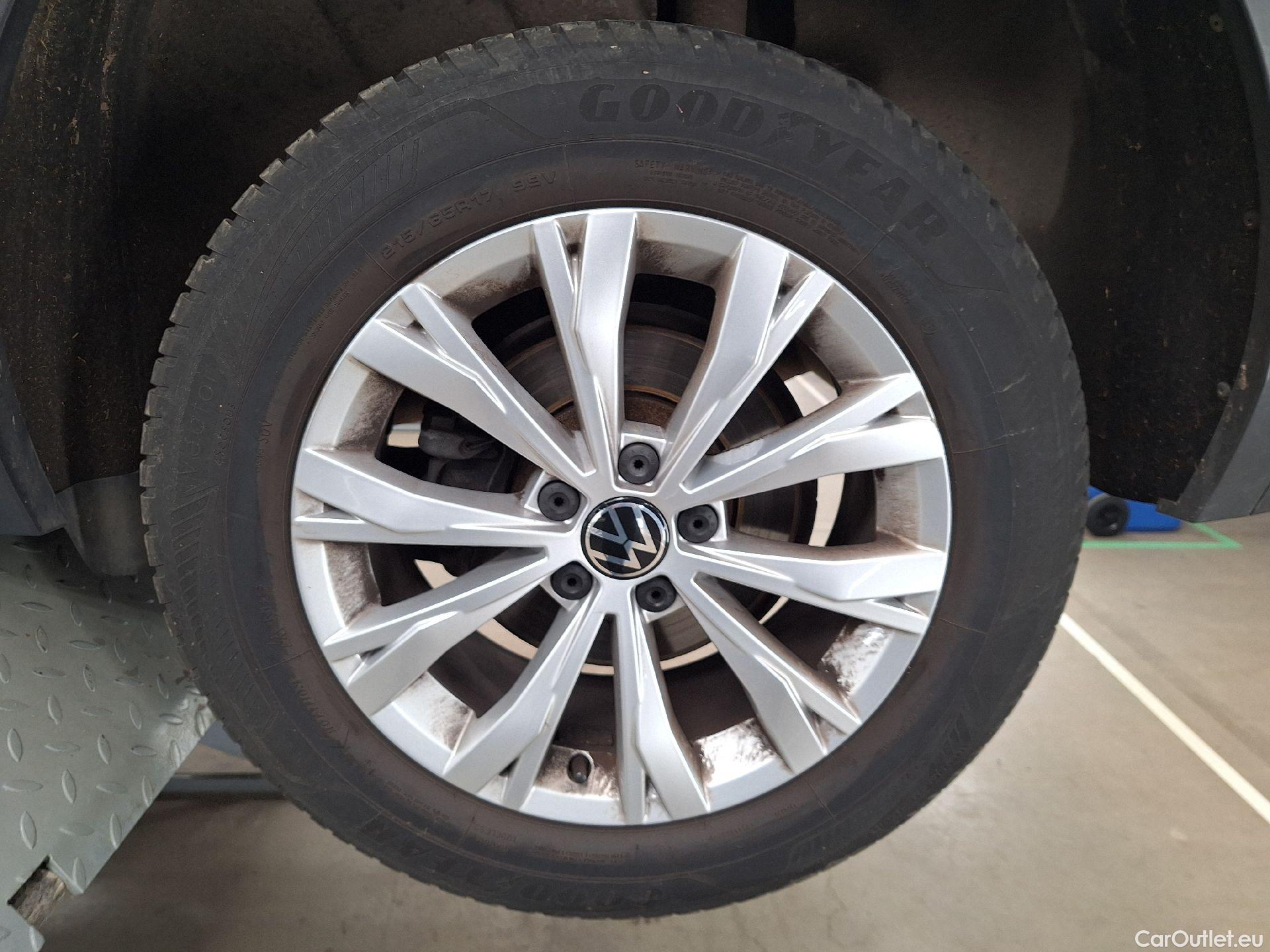 Volkswagen  Tiguan VW,  FL'20, Volkswagen  1.5 TSI 110kW Life 5d #26