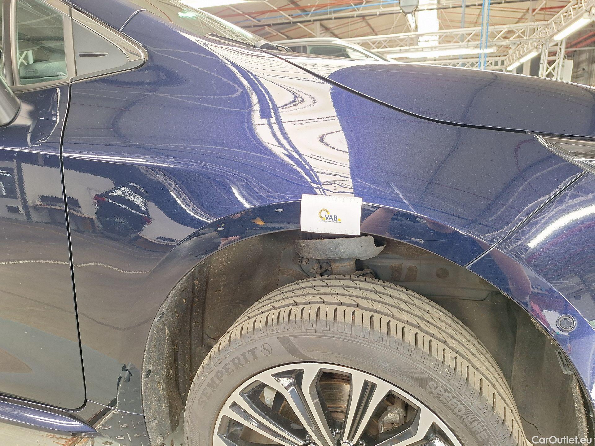  Toyota  Corolla Toyota,  TS '19, Toyota  Touring Sports 1.8 Hybrid Premium e #58