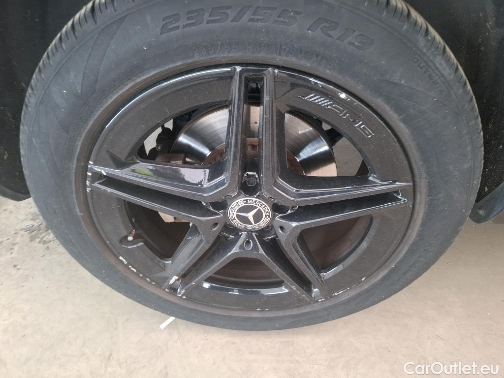  Mercedes  G-Klasee MERCEDES-BENZ GLC / 2019 / 5P / SUV 2.0 GLC 300 E AMG LINE 4MATIC #54