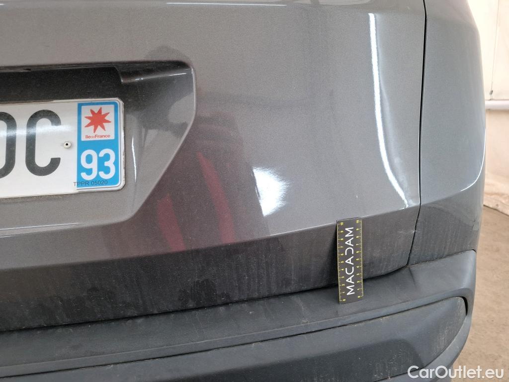  Peugeot  3008  II Active Pack 1.2 PureTech 130CV BVA8 E6d #4