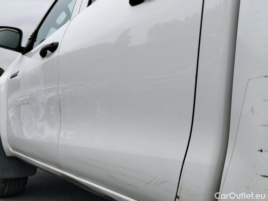  Toyota  Hilux TOYOTA  VU 4p 7G pickup 2.4 D-4D Cabina Doble GX 4x4 #35