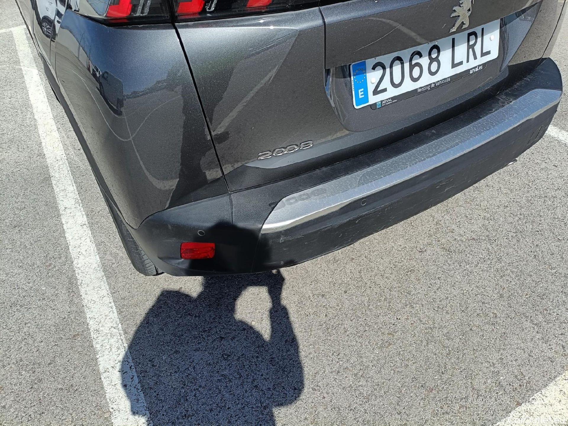  Peugeot  2008 PEUGEOT  / 2019 / 5P / todoterreno Active BlueHDI 81kW (110CV) #24