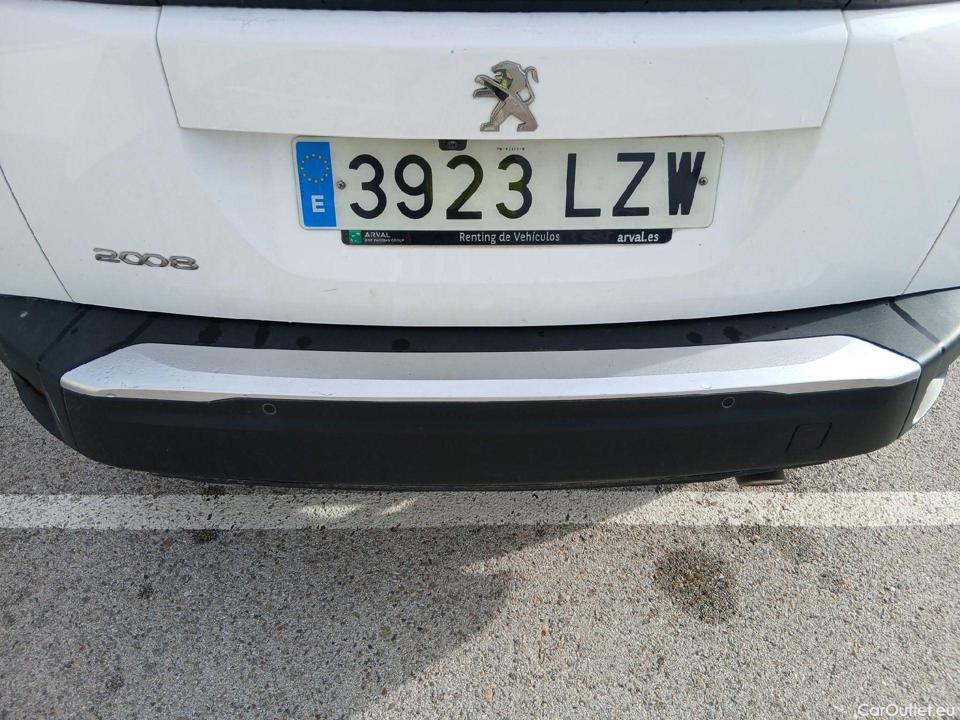  Peugeot  2008 PEUGEOT  / 2019 / 5P / todoterreno Active Pack BlueHDI 81kW (110CV) #6
